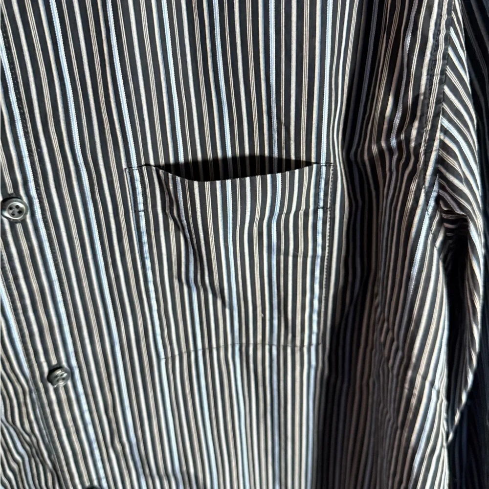 Men’s L Blue Striped Calvin Klein Casual Business Casual Closet Staple Shirt
